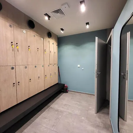 Apartment Gym Jacuzzi *